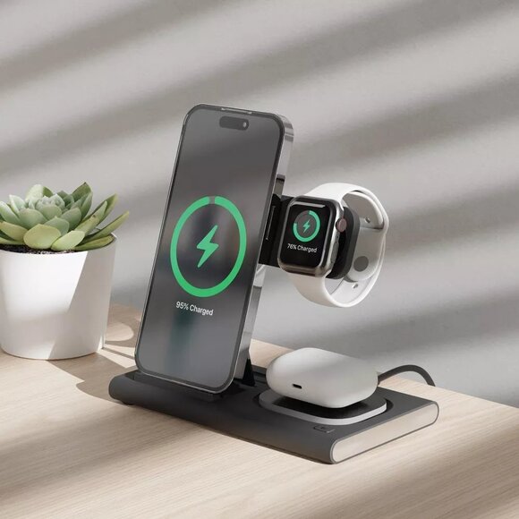 3-in-1 Portable Wireless Charger USB-C 15W Output For Apple Watch/AirPods/iPhone - Picture 5 of 5